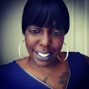 Meet your Posher, Kendra